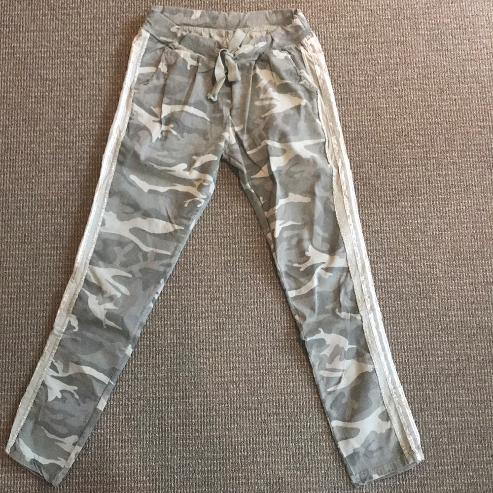 Camo pants